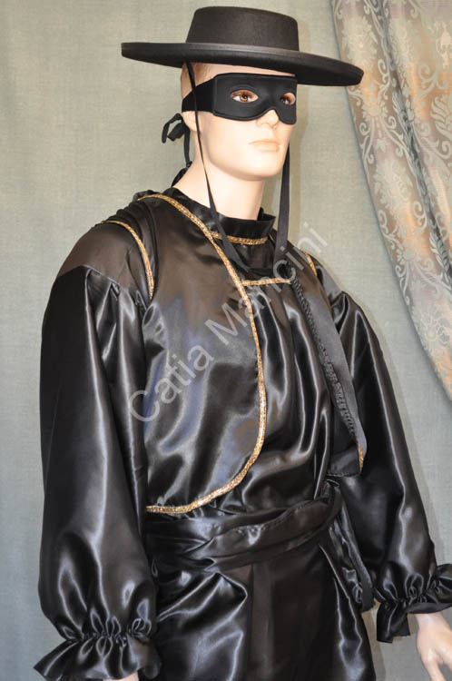 Costume di Carnevale Cavaliere Nero (10)