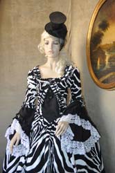 Costume-Teatrale-Abito-di-Scena (1)
