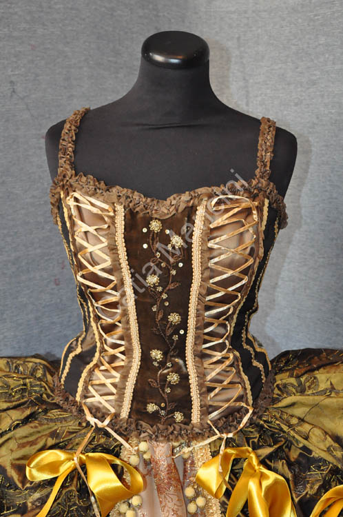 Costume per lo Spettacolo del 1700 (2)