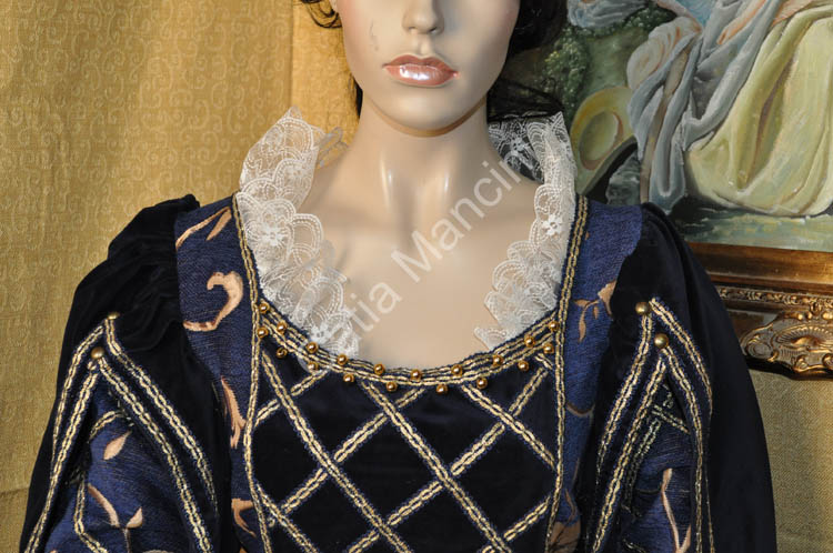 Vestiti Femminili del 1500 Millecinquecento (9)