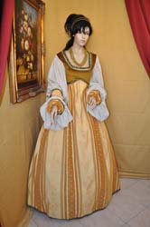 Abito d'epoca costume per rievocazioni (6)