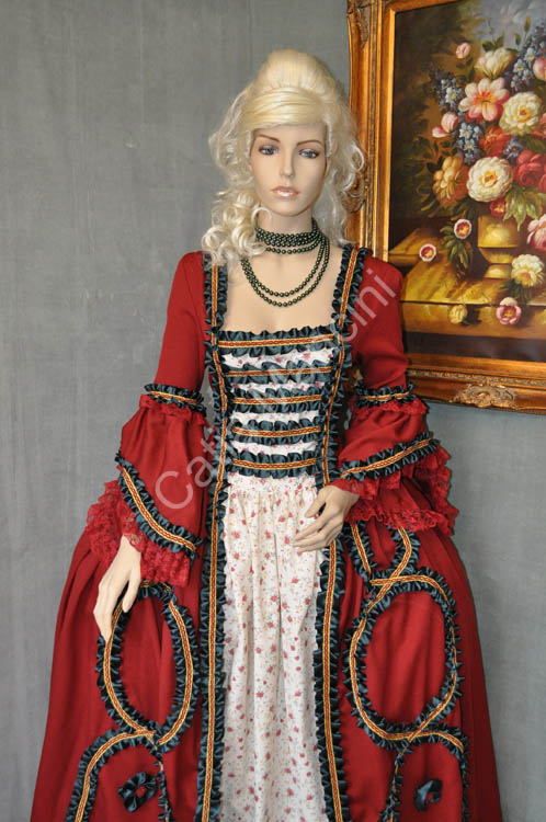 Abito-Donna-del-1726 (4)