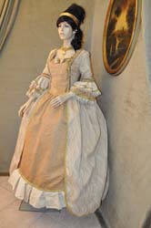 Costume di Scena (1)