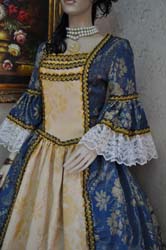 Costumi