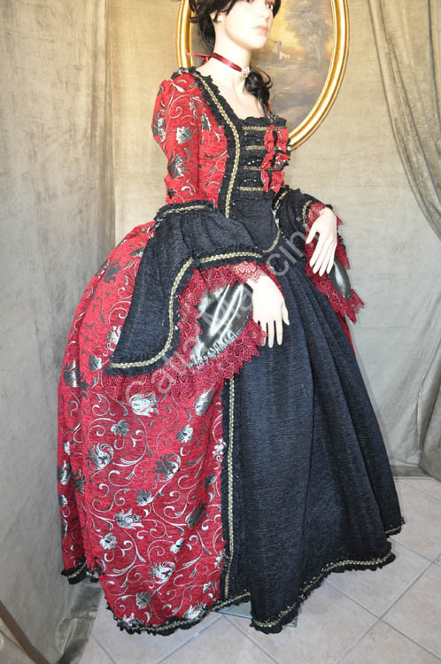 Vestito-Veneziano-del-1700 (2)