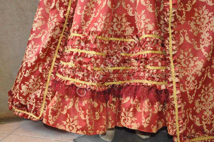 Costume-Storico-Nobildonna-1700