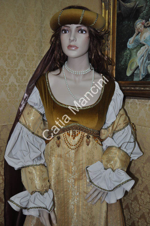 Donna del Medioevo (9)