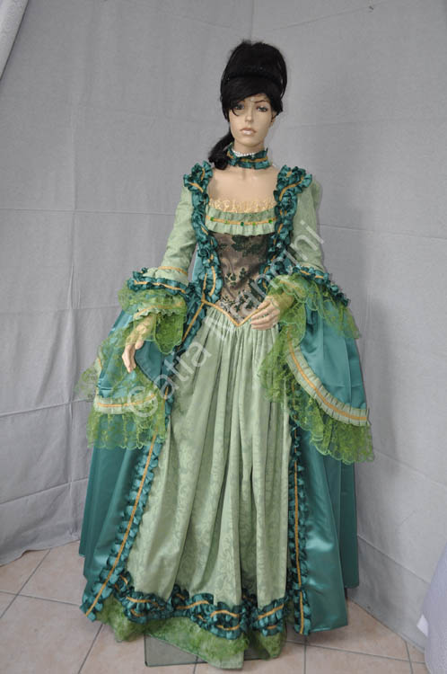 Carnival clothing Venice Italy (5)