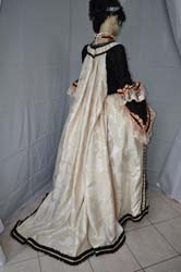 costume storico donna 1700 (24)