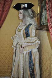 Costumi