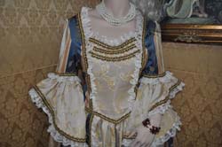 Costumi