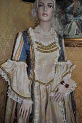 Costumi
