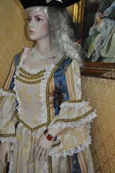 Costumi
