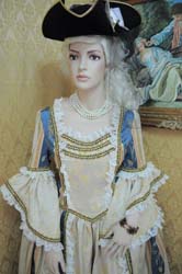 Costumi