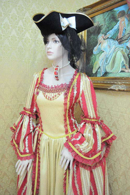 Costumi