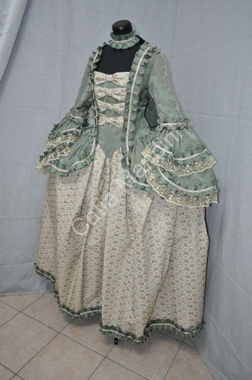 COSTUME STORICO DONNA DEL 1700 (11)