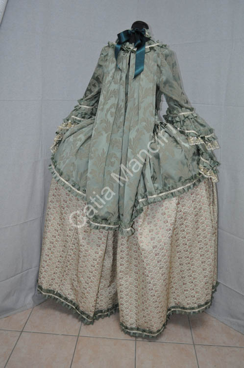 COSTUME STORICO DONNA DEL 1700 (3)