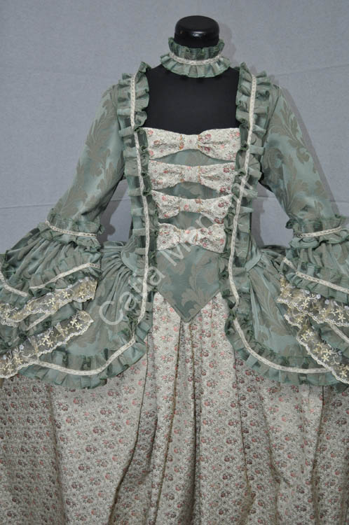 COSTUME STORICO DONNA DEL 1700 (8)