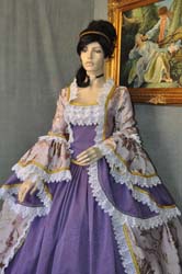 Abbigliamento Femminile 1700 (5)