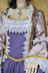 Costume