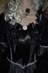 Costume