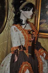 Costumi