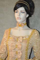 Costume-Storico-Donna-Borghesia-1700 (13)