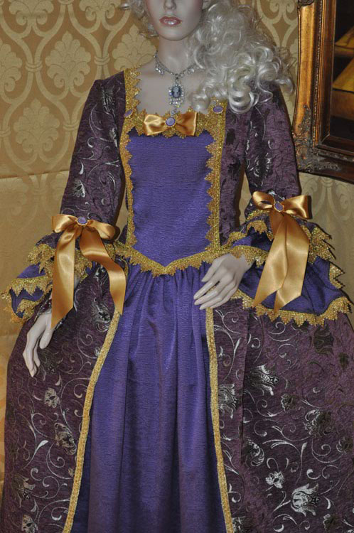 Costumi