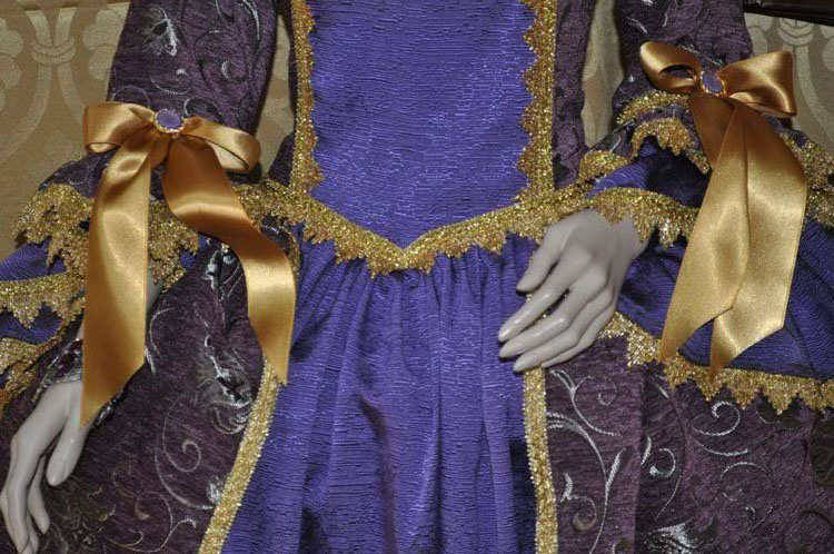 Costumi