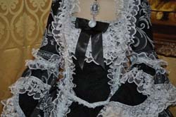 Costume