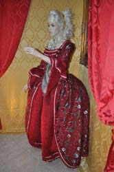 Costumi
