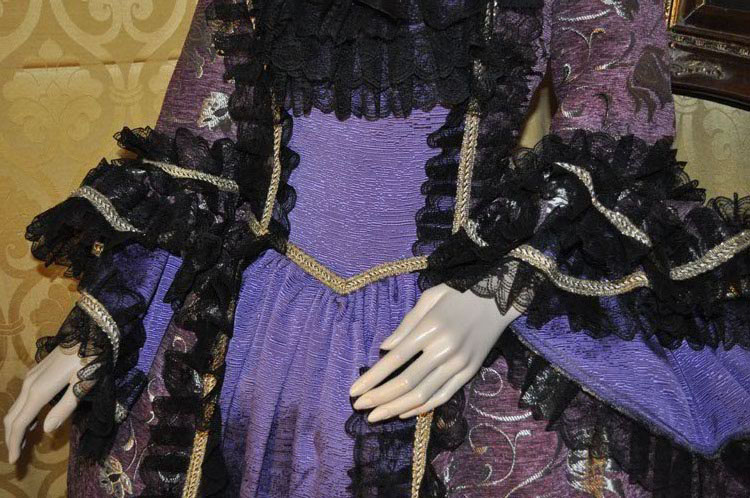 Costumi
