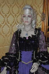 Costumi
