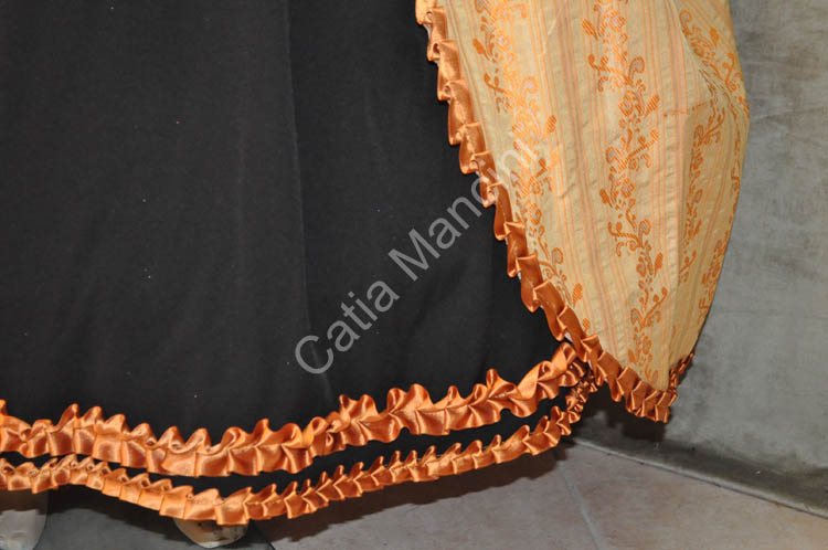 Vestito-Nobildonna-di-Venezia-1700 (4)
