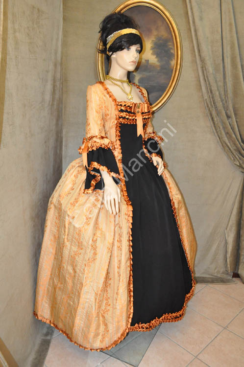 Vestito-Nobildonna-di-Venezia-1700 (7)