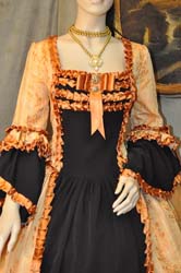 Vestito-Nobildonna-di-Venezia-1700 (2)