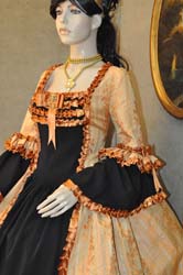 Vestito-Nobildonna-di-Venezia-1700 (6)