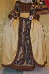 Costume