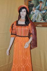 Medieval Woman's Clothing (12)