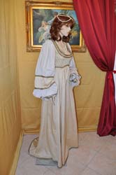 Costume-donna-epoca (4)
