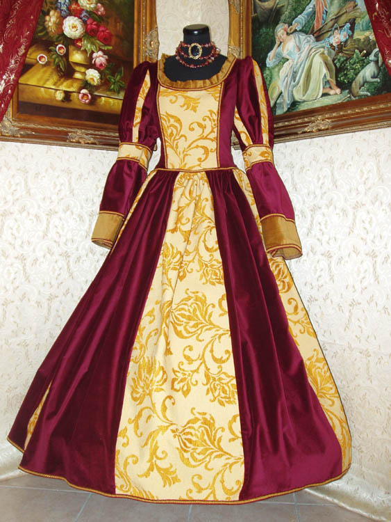 Costume