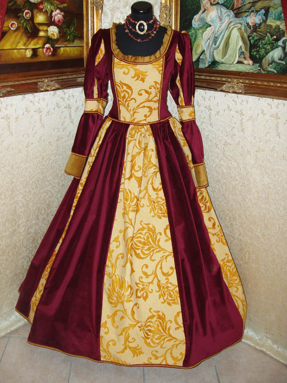 Costume