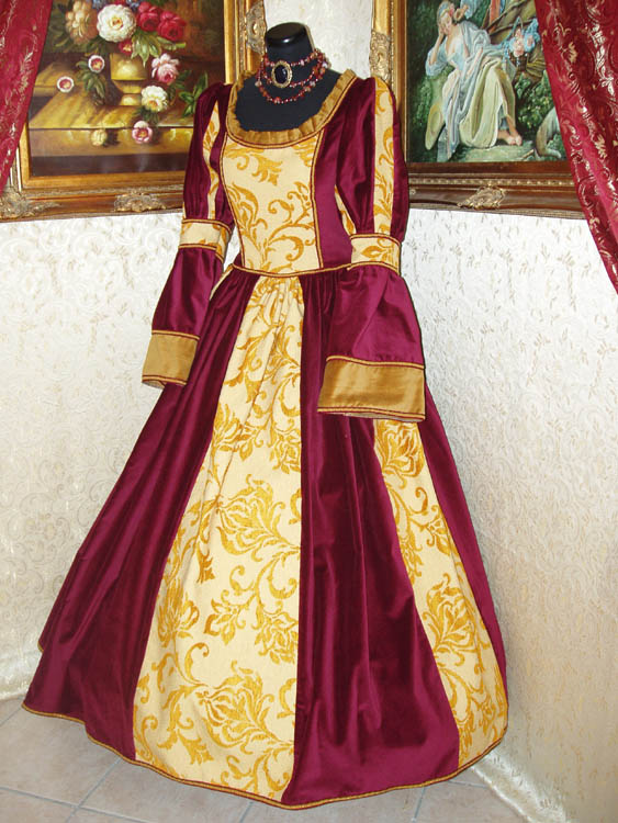 Costume