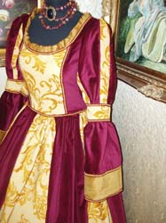 Costume