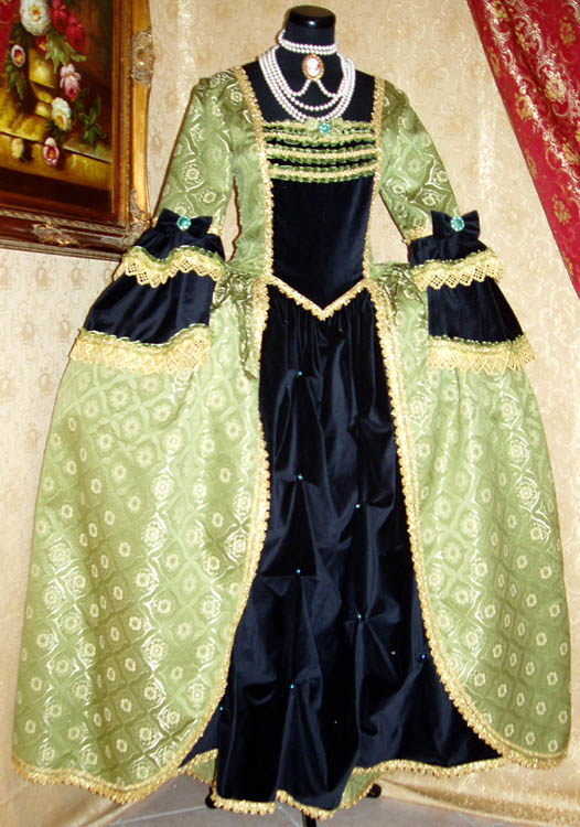 Costume