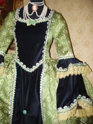 Costume