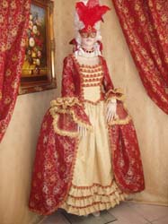 Costume