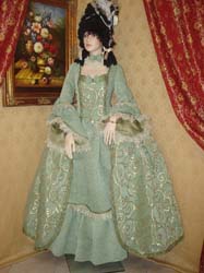 Costume