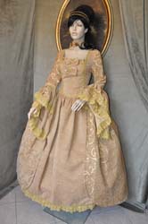 Abito-Storico-1700