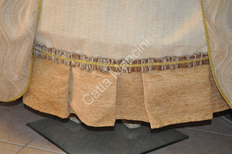 Costume-Storico-Donna-1700 (7)